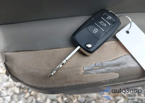 2011 Honda Pilot Lx z USA, uszkodzony, nr VIN 5FNYF3H22BB046510